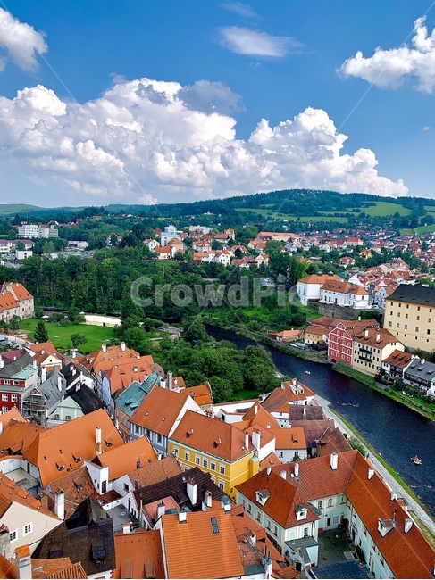 roof,Eastern Europe,nature,house,Czech Republic,outdoors,european scenery,sight,red roof,europe,Cesky Krumlov,landscape