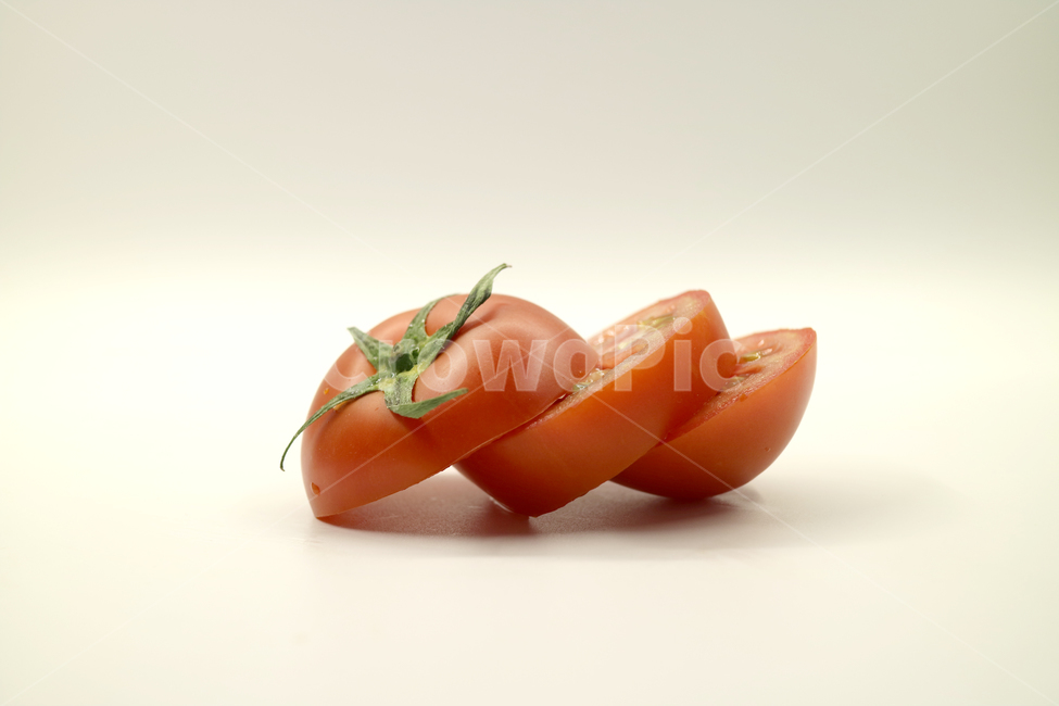 토마토,빨간토마토,완숙토마토,야채,채소,음식,식재료,음식재료,요리재료,요리,샐러드,신선한,오브젝트,누끼,빨강,건강,웰빙,다이어트,슬라이스,음식,식재료,요리,food,cook,meal,dishes,food reserves,채소,야채,vegetables,누끼,remove background