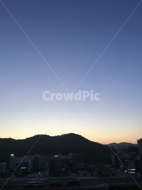 하늘,구름,노을,날씨,풍경,일상,가을하늘,따스함,따뜻함,감성,색감,nature,landscape,sky,daily,sunset,파랑,맑음,도시,풍경,city,landscape,한국도시풍경,한국도시경관,korea cityscape,자연,outdoors,옥외