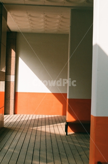 햇빛,주황,벽,그늘,채광,빛과그림자,필름,감성,sensible,feeling,건축물,건물외관,exterior,building,structure,architecture,construction