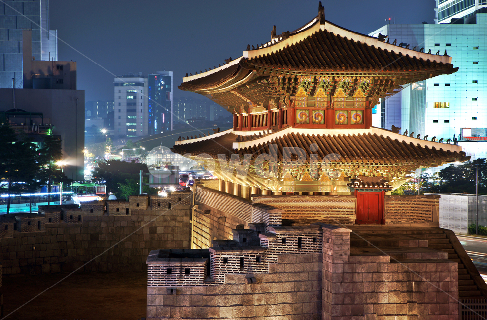 동대문,흥인지문,보물제1호,동쪽문,조선시대,유적,유물,야경,밤,풍경,nightscape,night,landscape,한국전통,한국문화,korean traditional,korean culture,랜드마크,landmark,tourist attraction,한국랜드마크,한국관광지,한국명소,korea landmark,korea tourist attraction,건축물,건물외관,exterior,building,structure,architecture,construction,pagoda,탑,shrine,신사,건물,worship,예배