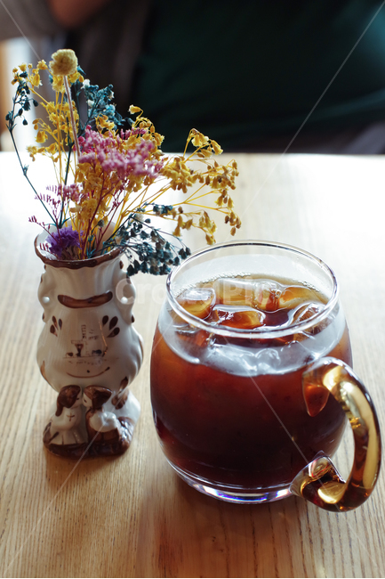카페,커피,아메리카노,드라이플라워,감성사진,dryflower,coffee,americano,iceamericano,sensitive,vintage,커피,카페,coffee,cafe