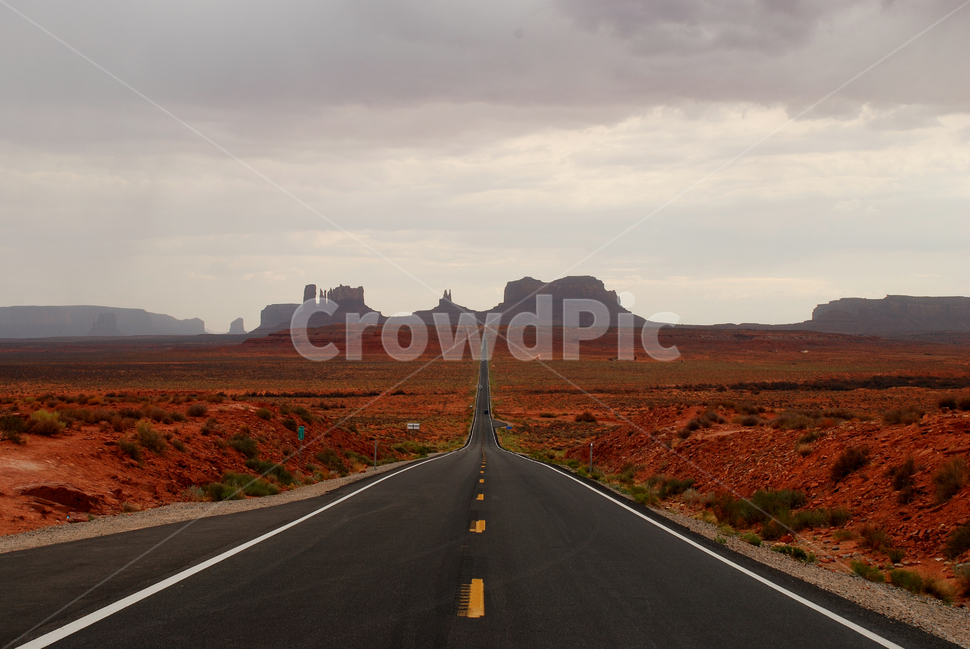 monumentvalley,나바호국립인디언공원,모뉴먼트밸리,utah,풍경,미국,자연,풍경,nature,landscape,해외,외국,세계,foreign,oversea,world,세계자연풍경,해외자연풍경,외국자연풍경,world nature landscape,road,도로,highway,고속도로,freeway,고속 도로