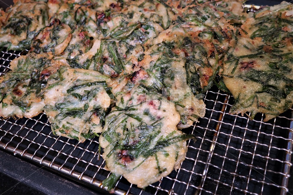 오징어,부추전,부추,명절,한식,밀가루,반죽,부침,반찬,지짐