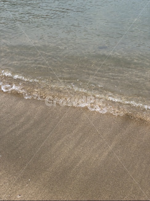 바다,해변,파도,잔잔함,물,모래,바닷물,잔잔한파도,조용함,감성