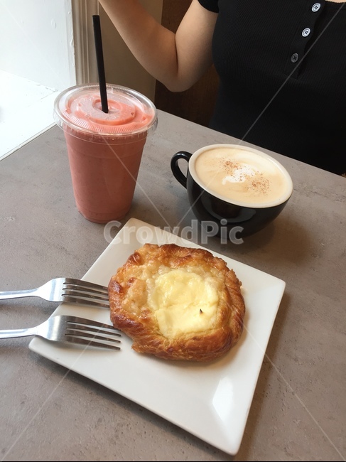카페,빵,음료,커피,cafe