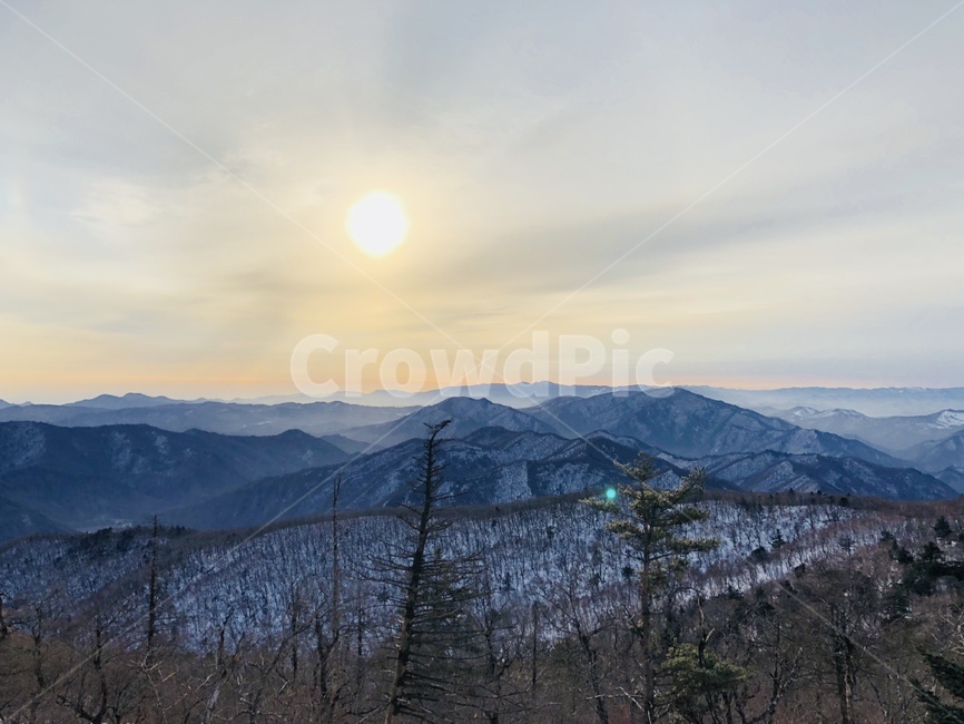 산,노을,해돋이,등산,겨울산,한국,풍경,감성,배경