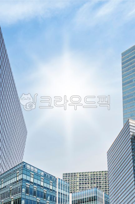 옥외,합성,고층빌딩,빌딩,건물외관,태양,햇빛,highrise,고층건물,building,건물,city,urban,도시의,town,도시,officebuilding,사무실건물,architecture,건축물,하늘,구름,파란색