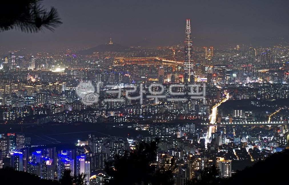 night view,Seoul night view,Namhansanseong night view,hazy,city night view,Namhansanseong Fortress