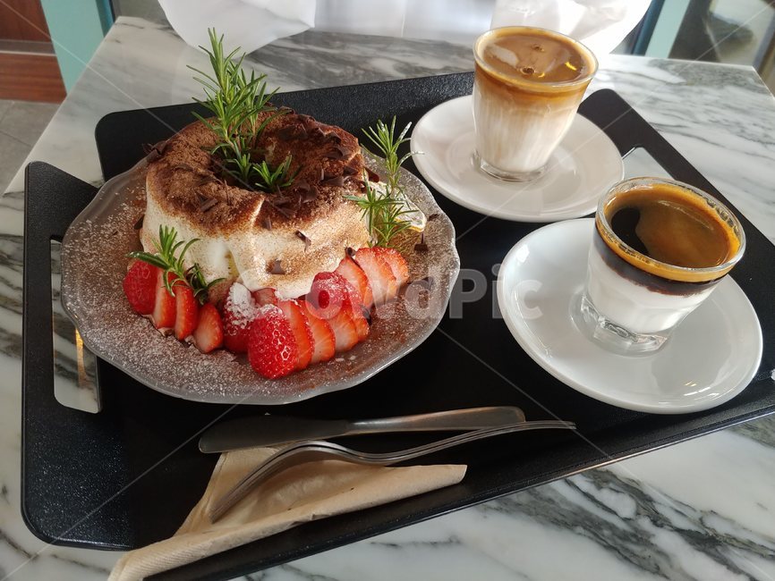 디저트,커피,케익,쉬폰,카페,chiffoncake,dessert,coffee,cake,cafe,음식,식재료,요리,food,cook,meal,dishes,food reserves,디저트,간식,후식,dessert,snack