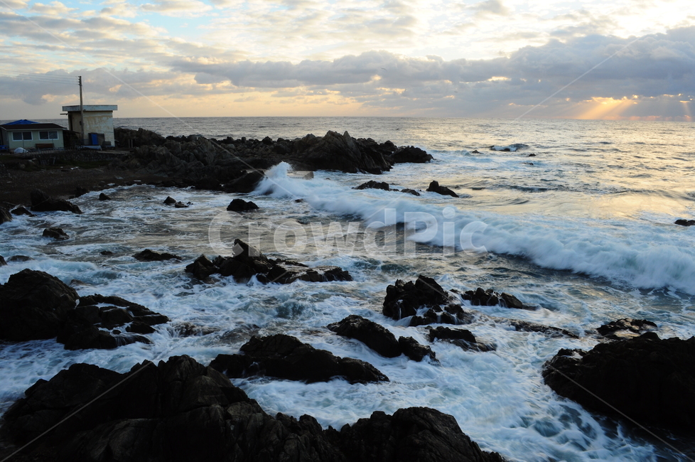 바다,파도,구름,하늘,바위,자연,풍경,nature,landscape,outdoors,옥외,water,물,sea,ocean,대양,promontory,곶