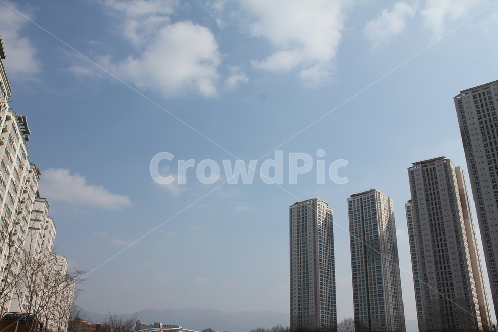 건물,아파트,자연,풍경,고층,하늘,구름,도시,풍경,city,landscape,한국도시풍경,한국도시경관,korea cityscape,building,office building,사무실 건물,high rise,고층 건물,시티,town,urban,어반