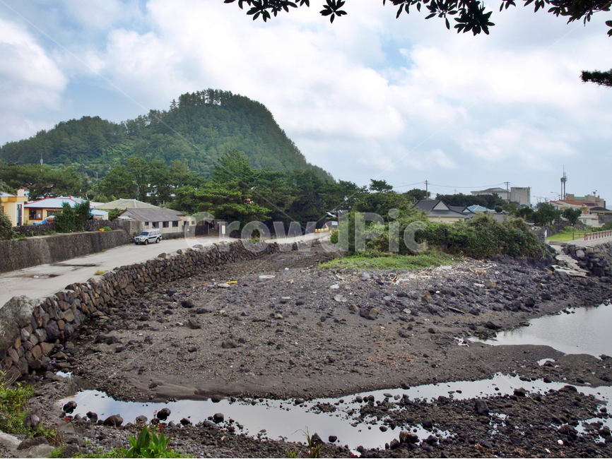 보목포구,제지기오름,오름,올레6코스,올레길,제주,서귀포시,마을,포구,제주도,jeju,jeju island,시골,마을,풍경,landscape,country,rural,town,nature,자연