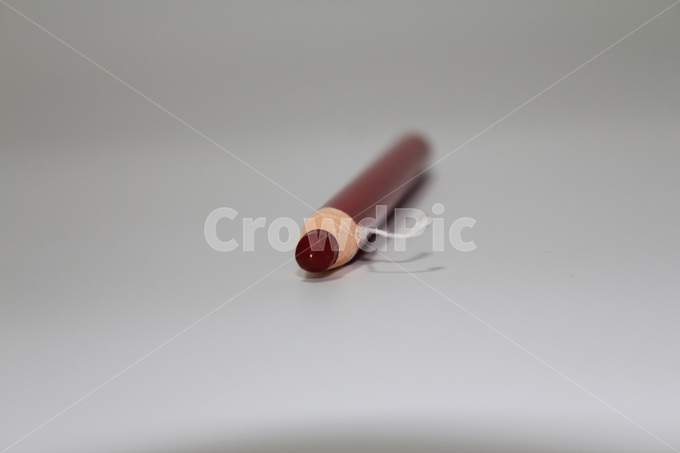 색연필,색,컬러,빨간색,빨간색연필,빨간펜,빨간색색연필,채점,사물,물건,오브젝트,thing,object,matter,학용품,문구류,사무용품,school supplies,stationery,office supplies
