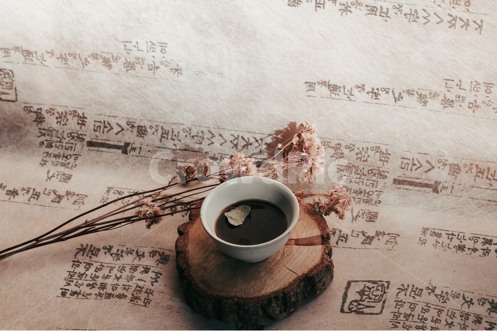 한약,전통찻잔,건강즙,전통차,약,다기세트,다도세트,전통다기,한방차,한방,한방즙,약초,건강,전통,한국차,전통방식,차,찻잔,다기,다도,동양,음료,카페,koreatea,teasets,teapot,bowl,drink,healthy,antique,ceramic,teacup,old,traditionaltea,orientaltea,healthtea,한국전통,한국문화,korean traditional,korean culture,음료수,drink,beverage,감성,sensible,feeling