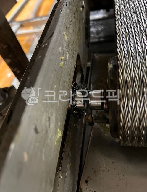 베어링,베어링손상,베어링소손,기계소손,구동측소손,spoke,살,machine,기계,wheel,바퀴