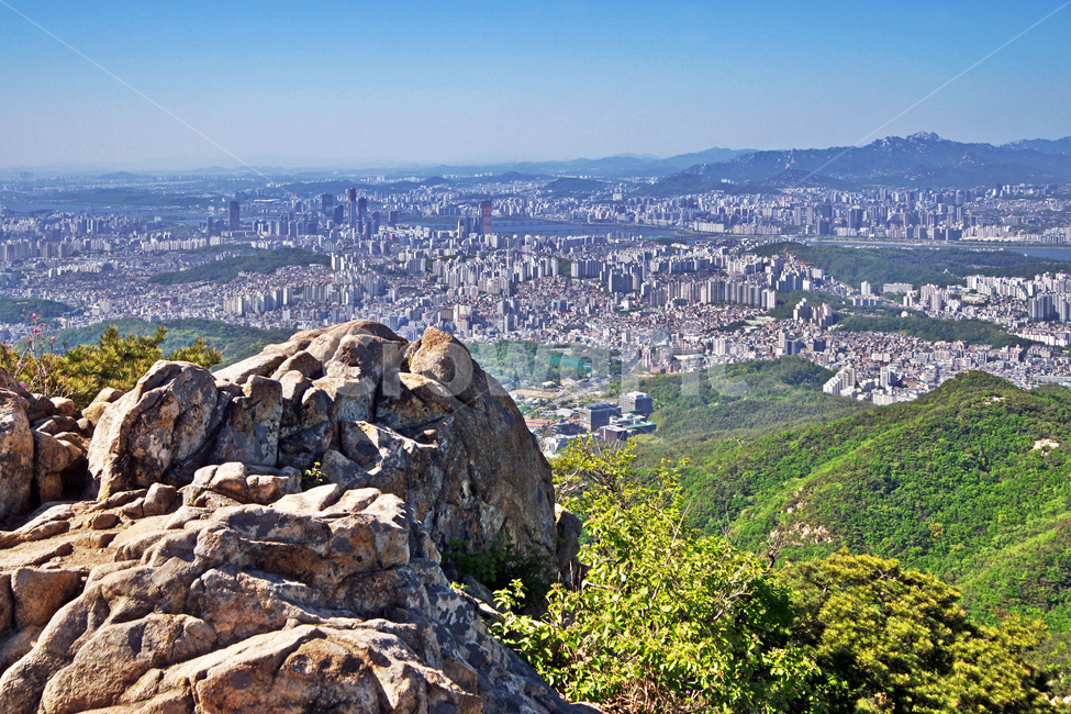 관악산,산,등산,능선,서울도심,관악구,금천구,기암괴석,암석,바위