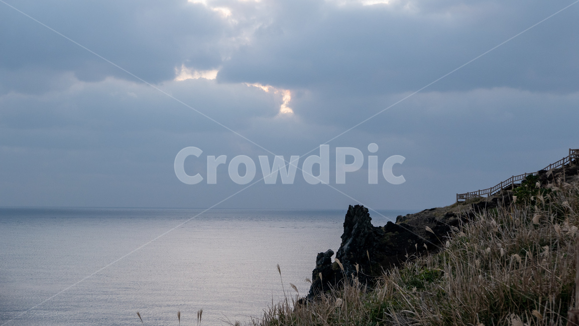 promontory,곶,구름,cloud,송악산,제주,제주도,jeju,송악산둘레길,풍경,자연,landscape,nature,바다,sea,자연,풍경,nature,landscape,한국자연풍경,한국자연경관,korea nature landscape,제주도,jeju,jeju island