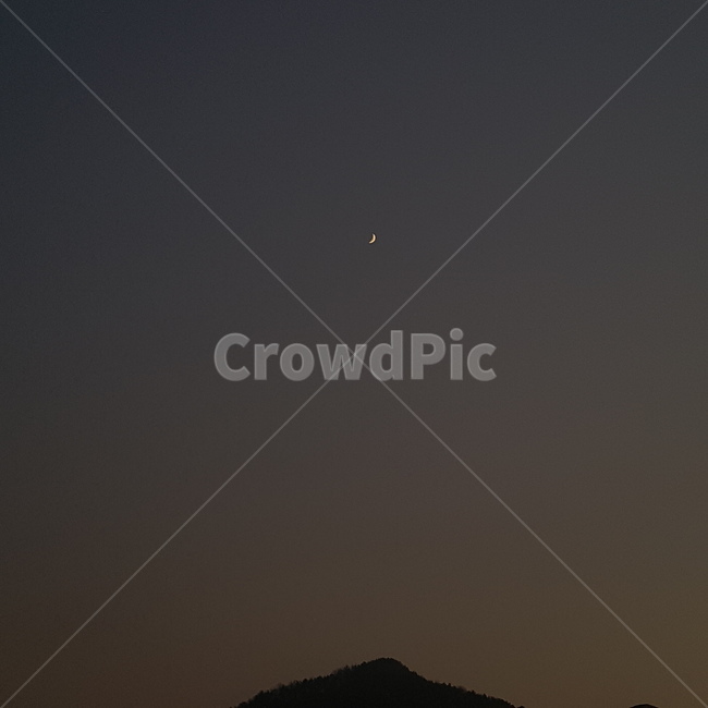 초승달,달,moon,night,crescent,밤,밤하늘,야경,밤,풍경,nightscape,night,landscape,nature,자연,outdoors,옥외