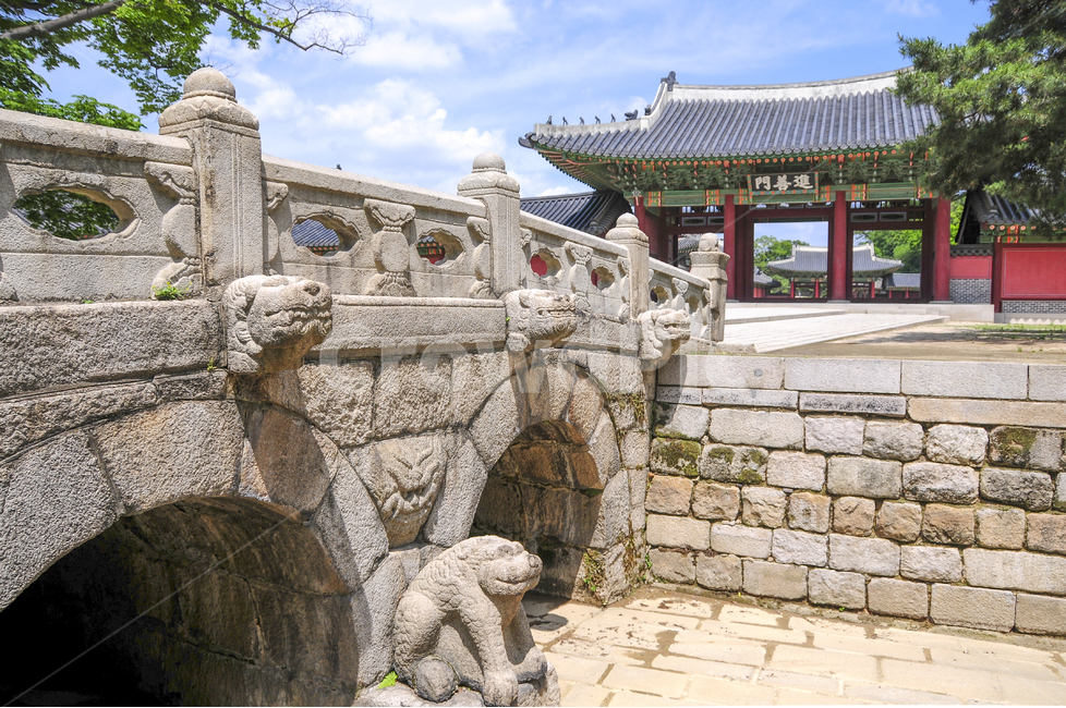 창덕궁,궁,궁궐,한옥,돌다리,수호신,해태,영물,금천교,문화재,한국문화재,유형문화재,석상,한국전통,한국문화,korean traditional,korean culture,랜드마크,landmark,tourist attraction,한국랜드마크,한국관광지,한국명소,korea landmark,korea tourist attraction,건축물,건물외관,exterior,building,structure,architecture,construction