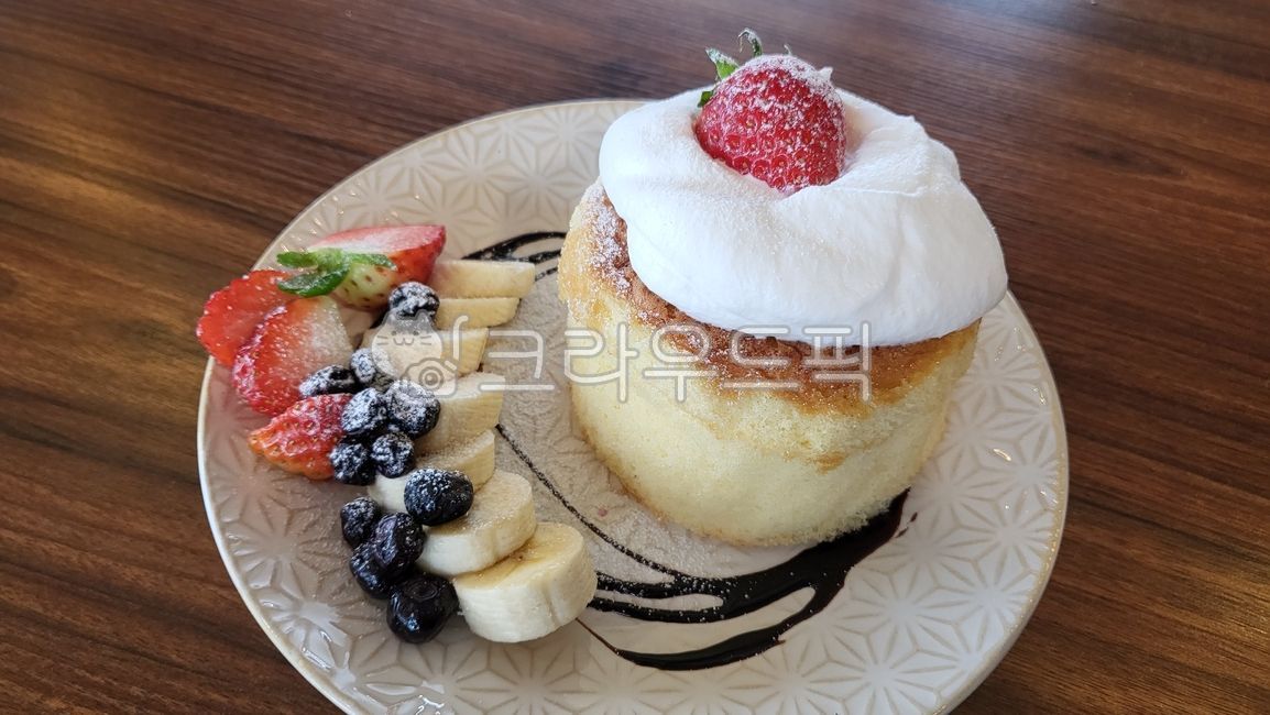 과일,수플레,과일수플레,팬케이크,food,음식,빵