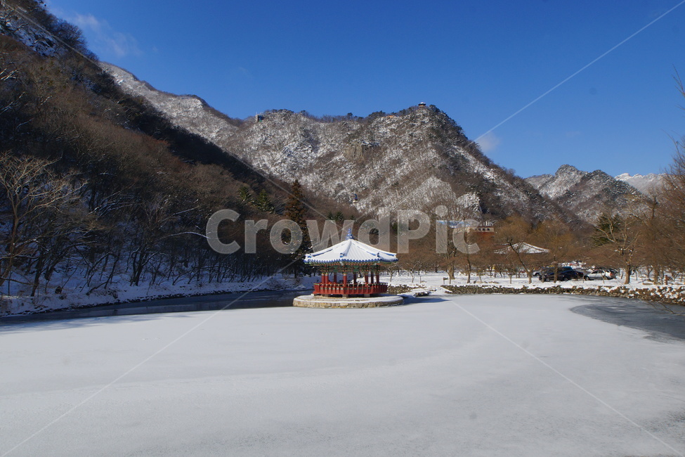 내장산설경,우화정,설경,국립공원,정읍,푸른하늘,겨울,눈,겨울,계절,winter,season,자연,풍경,nature,landscape,한국자연풍경,한국자연경관,korea nature landscape