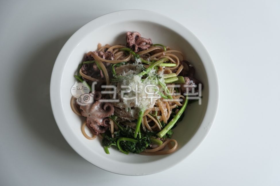 Octopus,octopus dish,octopus pasta,pasta,spring dish,spring