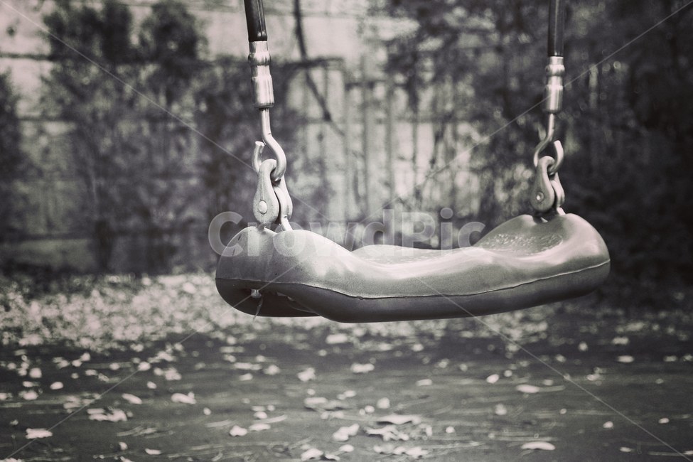그네,고독,가을,사물,풍경,배경,놀이터,추억,흑백,blackphoto,photot,놀거리,혼자,테마,감성사진,놀이공원,놀이동산,놀이터,amusement park,playground,감성,sensible,feeling,흑백,모노톤,monochrome,black and white
