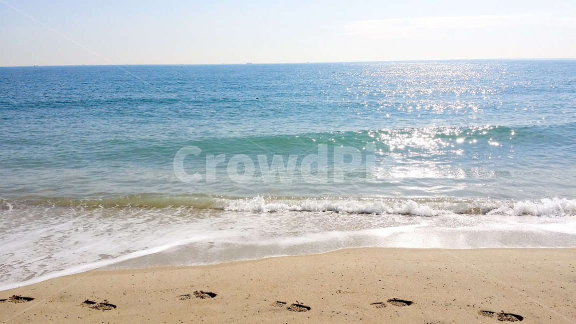 바다,해변,해수욕장,발자국,모래사장,여름,모래,파도,휴가,여유,감성,색감,색상,파스텔톤,ocean,sea,beach,자연,풍경,nature,landscape,햇살,배경,바탕,시원함,해변,바다,beach,sea