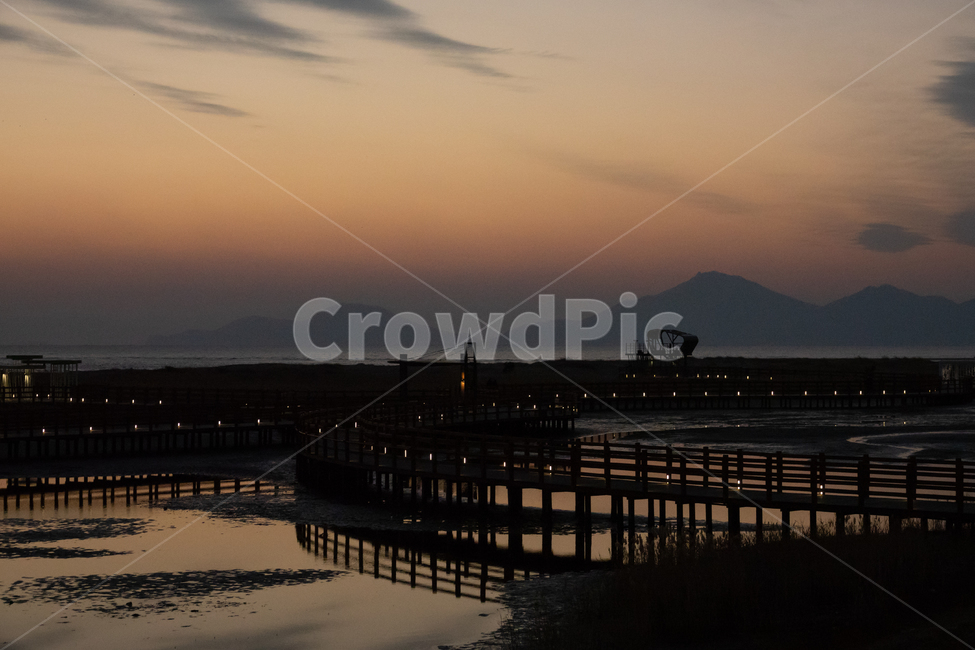 바다,일몰,자연,노을,해질녘,저녁,감성,자연,풍경,nature,landscape,야경,밤,nightscape,night,water,물,waterfront,워터 프론트,pier,교각,port,포트