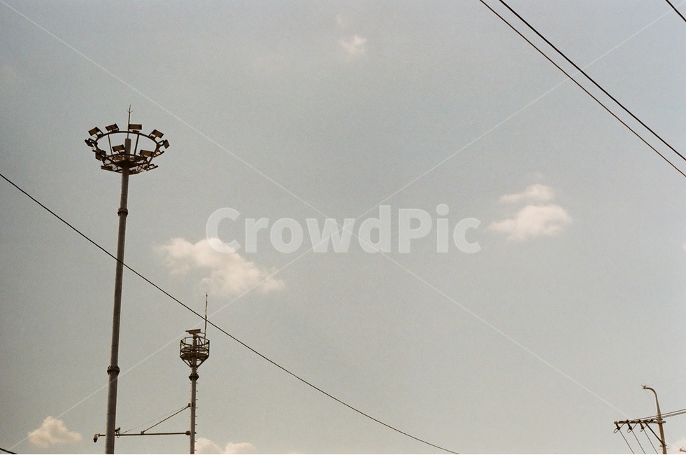 하늘,구름,전깃줄,여름하늘,여름,sky,cloud,자연,풍경,nature,landscape,cable,케이블,power lines,전력선,electric transmission tower,송전탑