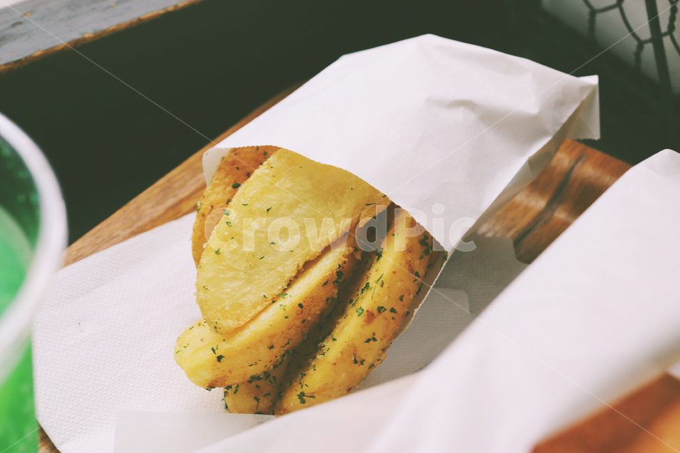 감자튀김,웨지감자,간식,potato,스낵,snack,side,음식,식재료,요리,food,cook,meal,dishes,food reserves,빵,bread,디저트,간식,후식,dessert,snack,감성,sensible,feeling