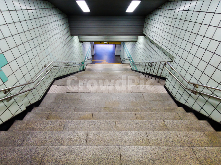 계단,지하철,안전,사고,지하,난간,handrail,banister,지하철계단