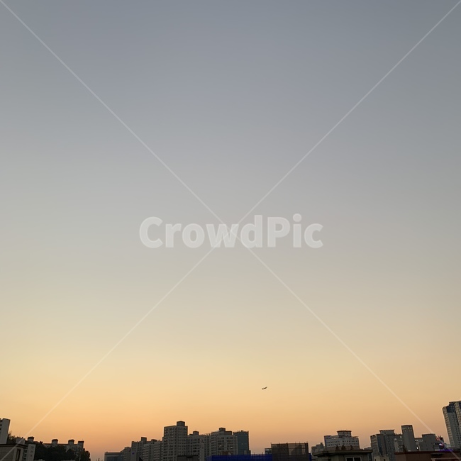 하늘,구름,노을,일상,여유,날씨,따스함,따뜻함,감성,색감,풍경,nature,landscape,sky,daily,sunnset,비행기,도시,풍경,city,landscape,한국도시풍경,한국도시경관,korea cityscape,자연,outdoors,옥외,panoramic,파노라마,경치,scenery