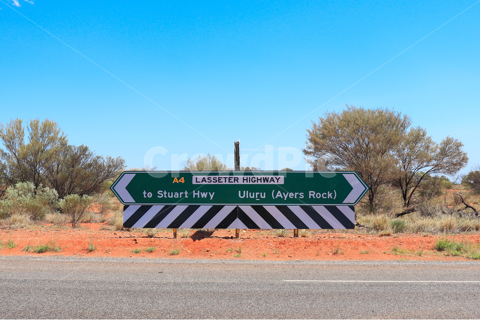 울룰루,이정표,도로,표지판,갈림길,에어즈락,고속도로,uluru,road,ayersrock,fork,forkedroad,milestone,sign,자연,자연,풍경,nature,landscape,교통,교통수단,traffic,transportation,symbol,상징
