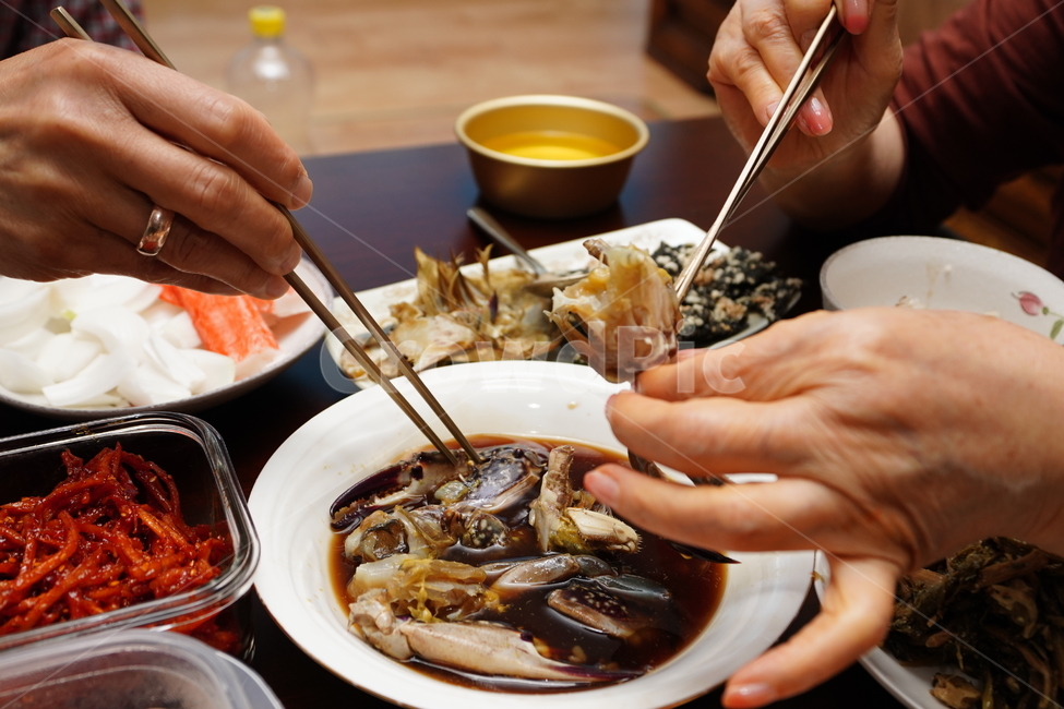 한식,게장,간장게장,게,반찬,밥도둑,먹거리,음식,먹방,반찬거리,간장,식사,푸드,집밥,음식,식재료,요리,food,cook,meal,dishes,food reserves,한식,한국음식,한국요리,korean food,korean dishes,korean meal,korean cook
