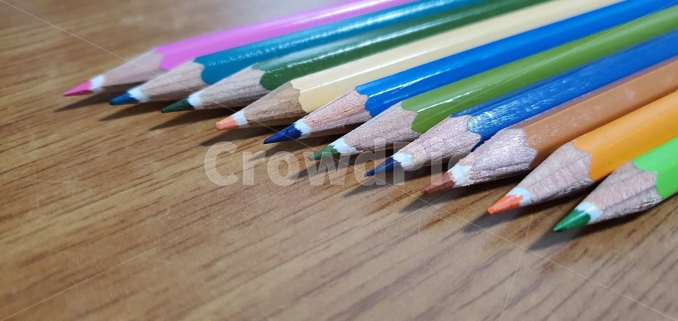 색연필,연필,색상,색,색칠,컬러,isolated,pencil,colorful,art,group,wood,crayon,white,color,object,rainbow,bright,education,draw,blue,paint,background,colour,multicolored,brown,equipment,green,palette,drawing,school,wooden,spectrum,orange,row,red