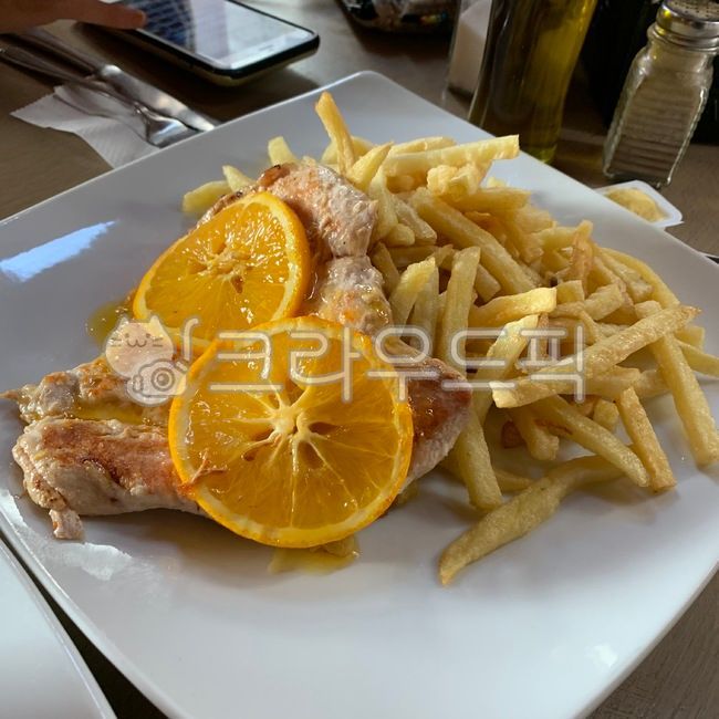 fishandchips,Chilean cuisine,French fries,fish,Fish and Chips,Orange Sauce,Grilled Fish,food