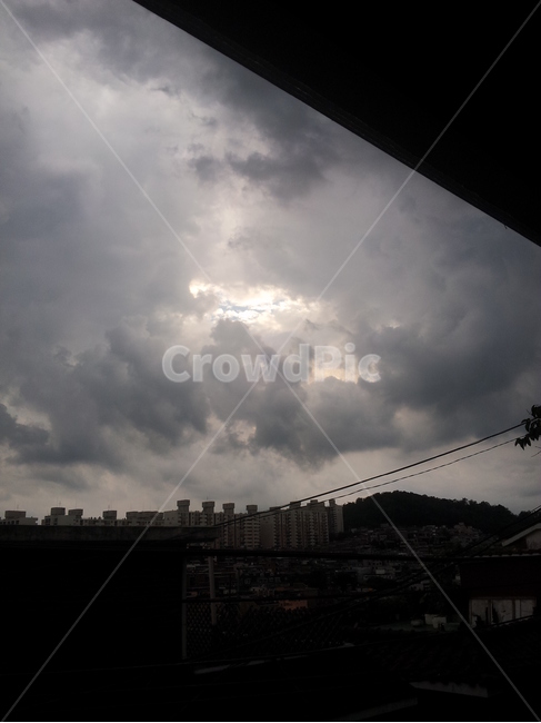 먹구름,흐린하늘,흐린날,비구름,blackcloud,darkcloud,raincloud,도시,풍경,city,landscape,한국도시풍경,한국도시경관,korea cityscape,weather,날씨,nature,자연,outdoors,옥외