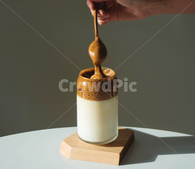 coffee shot,coffee,Dalgona Coffee,coffee foam