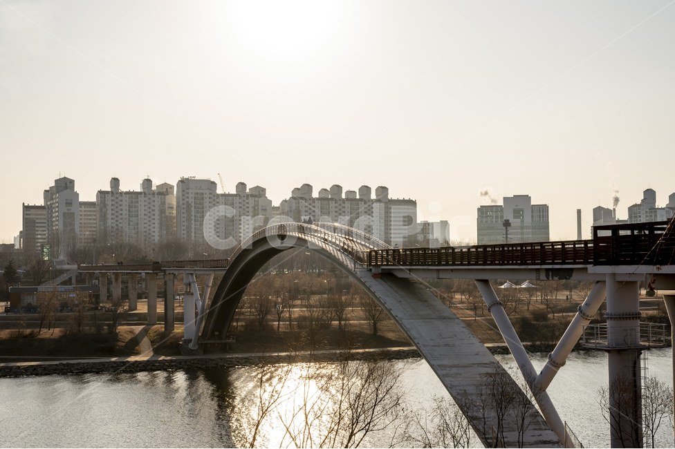 한강,한강공원,선유도,겨울,풍경사진,building,건물,architecture,건축물,아치교,서울풍경,archbridge,다리,도시풍경,bridge,arch,아치,arched,아치형,사람,도시,풍경,city,landscape,한국도시풍경,한국도시경관,korea cityscape