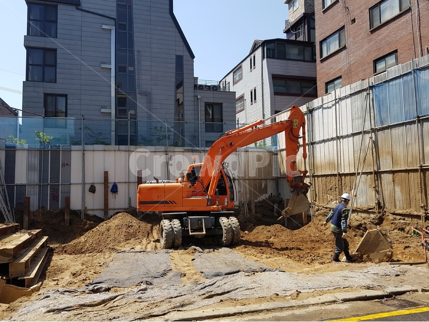포크레인,철거,공사,건축,굴착기,산업,건물,벽돌,시멘트,콘크리트,기계,중장비,재개발,개발,생활,현장,산업,industry,industrial,건설업,건축업,construction industry