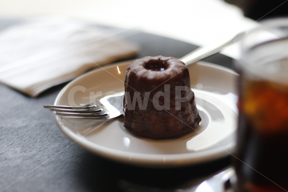 까눌레,디저트,초코,케이크,간식,빵,베이커리,커피,브런치,카페,사이드메뉴,음식,식재료,요리,food,cook,meal,dishes,food reserves,빵,bread,디저트,간식,후식,dessert,snack