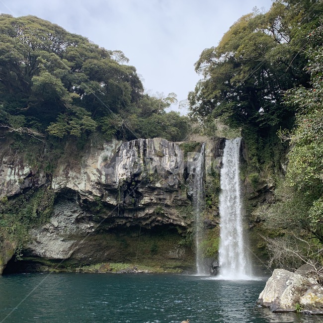 폭포,자연,자연환경,폭포수,절벽,대자연,자연,풍경,nature,landscape,한국자연풍경,한국자연경관,korea nature landscape,제주도,jeju,jeju island,water,물,outdoors,옥외,river,강,waterfall