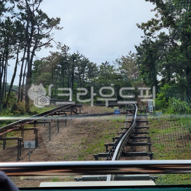 rail road,railroad,road,rail,railway,train track,traintrack,monorail,traffic,transportation