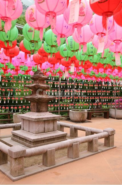 석탑,동화사3층석탑,충남문화재,연등,불교,석상,조각상,절,종교,신앙,조형물,한국문화,한국전통