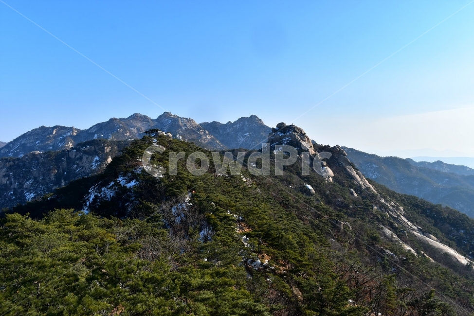 북한산,풍경,자연,국립공원,서울,도심지,명산,겨울,힐링,산행지,국내여행,자연풍경,산사진,Seoul,Korea,National,Park,비경,산행,등산,트레킹,100대명산,기암,바위산,백운대,바위,암봉,암봉우리,족두리봉,향로봉,비봉,자연,풍경,nature,landscape,한국자연풍경,한국자연경관,korea nature landscape,mountain range,산맥,outdoors,옥외,mountain,산,slope,경사,peak,피크