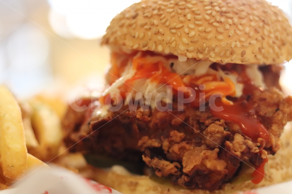 음식,버거,수제버거,햄버거,치킨버거,음식사진,음식,식재료,요리,food,cook,meal,dishes,food reserves,빵,bread,양식,서양음식,서양요리,western food,western dishes,western meal,western cook