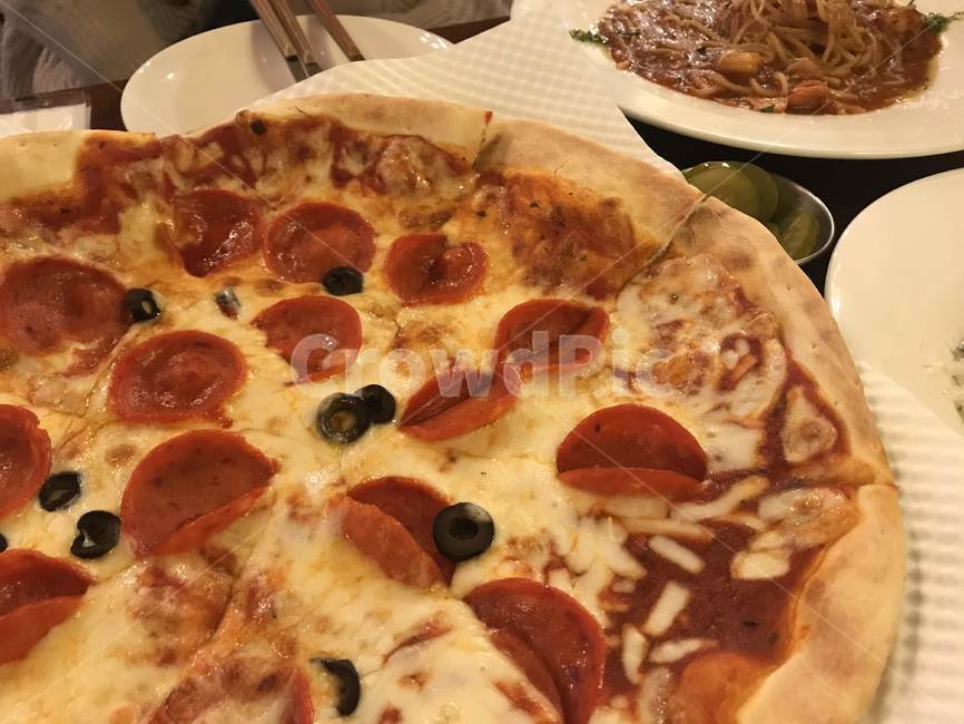 피자,양식,치즈,페퍼로니,햄,외식,서양식,음식,회식,데이트,음식,식재료,요리,food,cook,meal,dishes,food reserves,양식,서양음식,서양요리,western food,western dishes,western meal,western cook