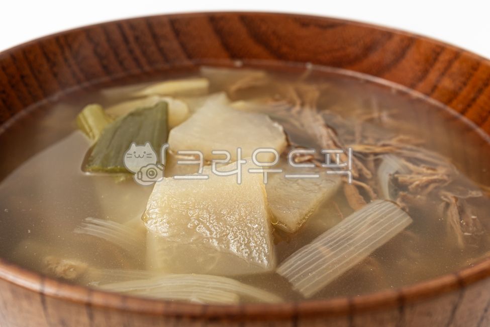 close up,soup,ingredient,savory,Beef radish soup,Radish soup,radish,beef,Korean culture,vegetable,hot,food,meal,Korean food,meat,grocery,Food Ingredients,ingredients